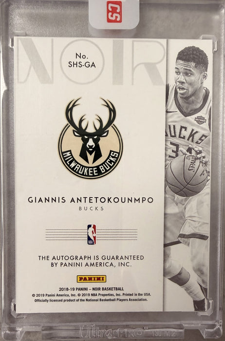 2018-19 Panini Noir SHS-GA Giannis Antetokounmpo Shadow Signatures /49